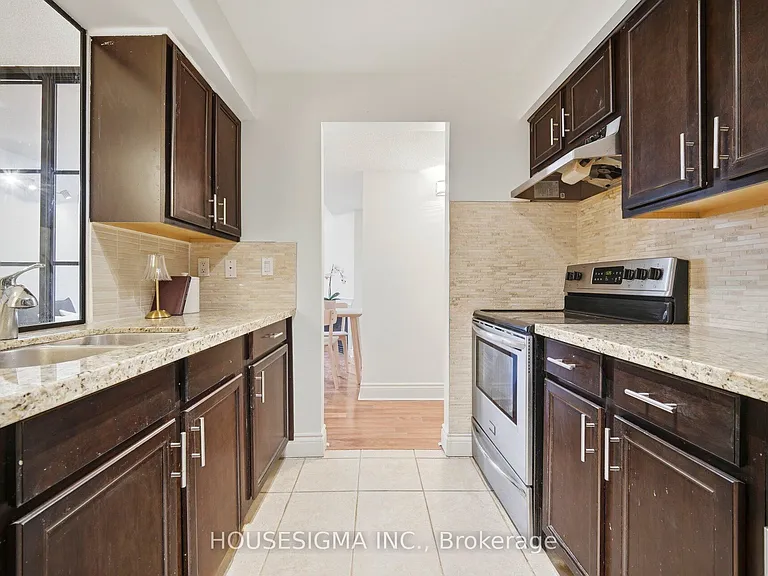 83 Lillian St #25 — Photo 10