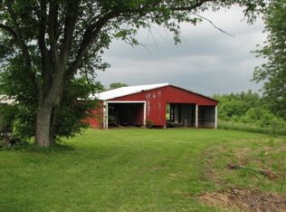 1072 County Road 2000e, Casey, IL 62420