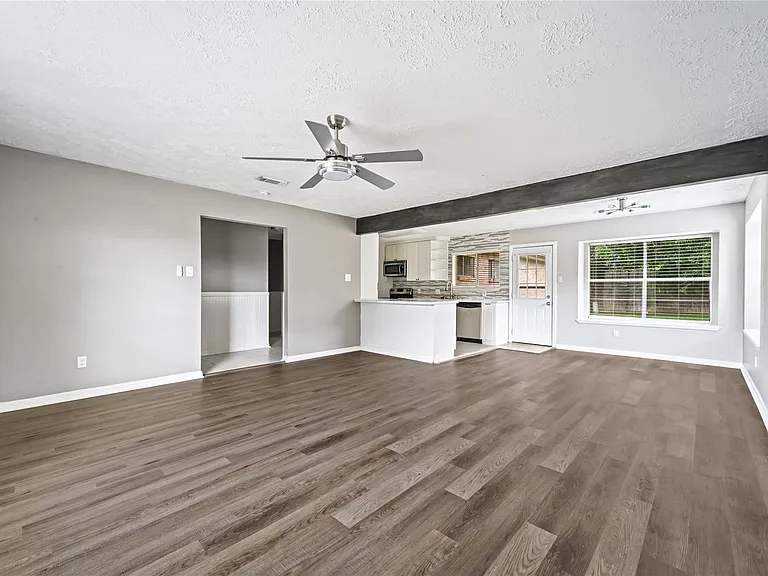 7310 Kite Hill Dr — Photo 5