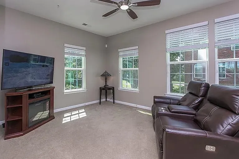 1419 Chanery Ct — Photo 7