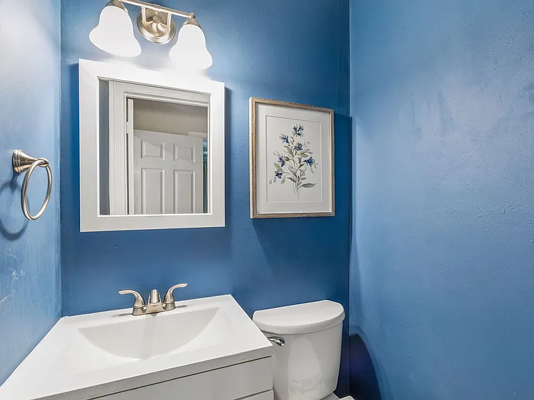 9503 Buxhill Dr — Photo 22