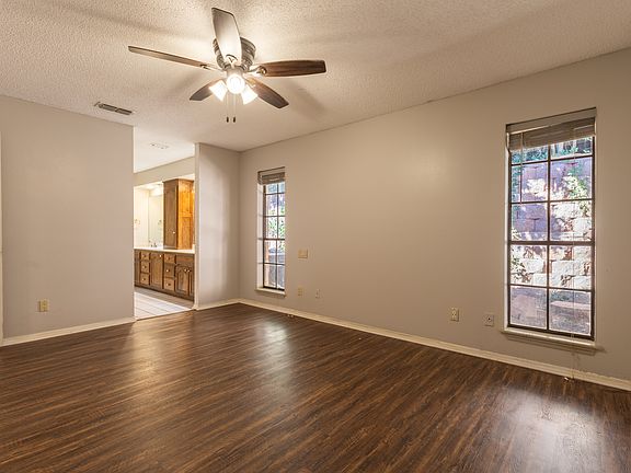 5th image of 2756 Patio St