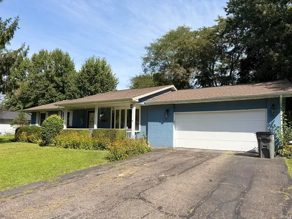 2006 E Wade Rd, Warsaw, IN 46580