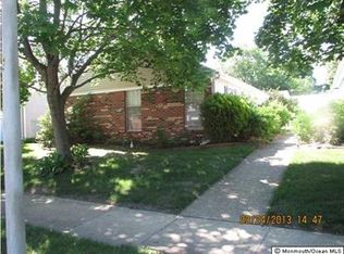 6B Dogwood Ct, Lakewood, NJ 08701