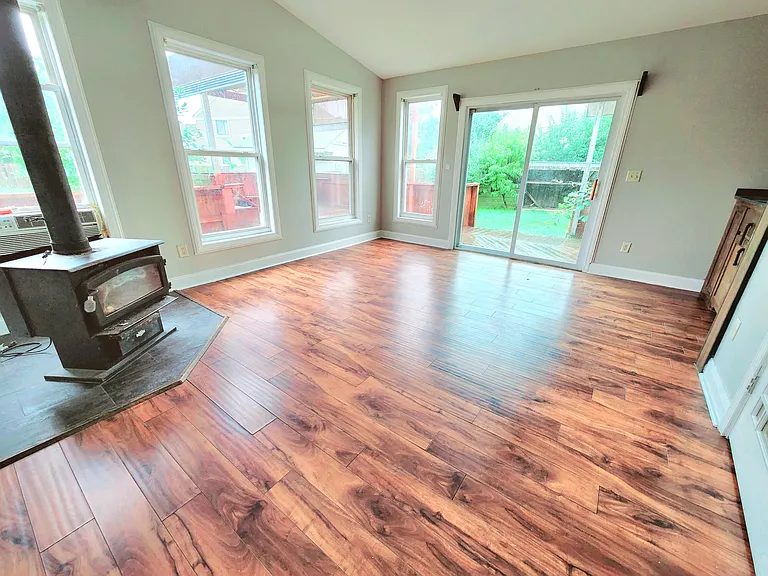 7556 Gordon Cir — Photo 6
