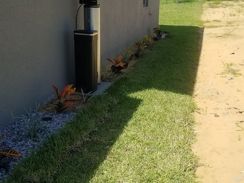 1st image of 405 Meadow Pointe Dr