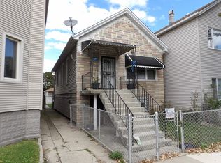 560 W 44th St, Chicago, IL 60609