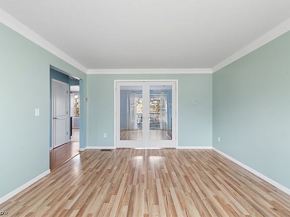 5th image of 1175 N Danbury Cir