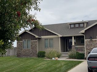 215 Steamboat Dr, Dodge City, KS 67801