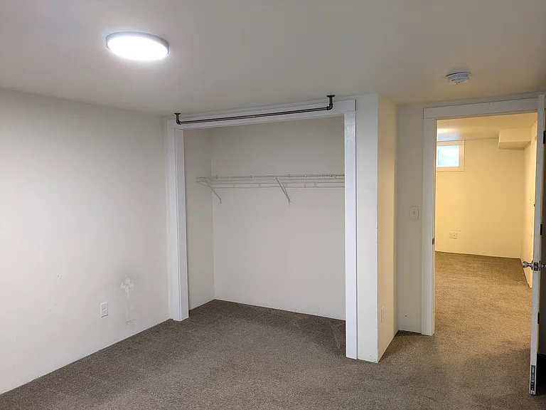 7081 N University Ave — Photo 20