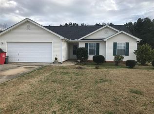 450 Raymond Dr, Winder, GA 30680