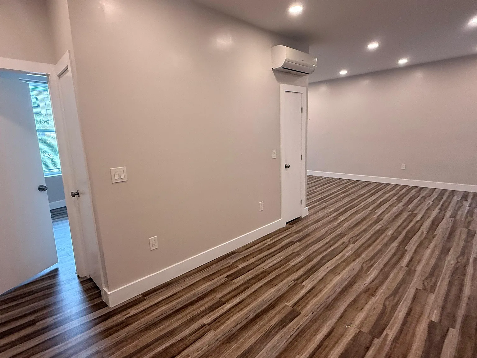 1 bed, 650 sqft, $1,875 — Photo 3