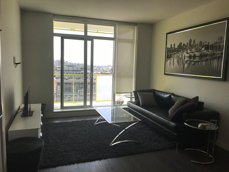 Vancouver Townhouse for rent - 3 Bedrooms — photo 7