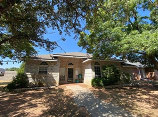 4907 Whitman Dr, Midland, TX 79705