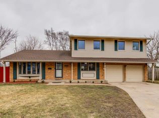 1541 E Alison Dr, Palatine, IL 60074