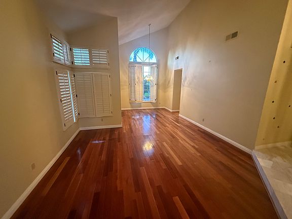 2nd image of 11578 Lorirae Pl