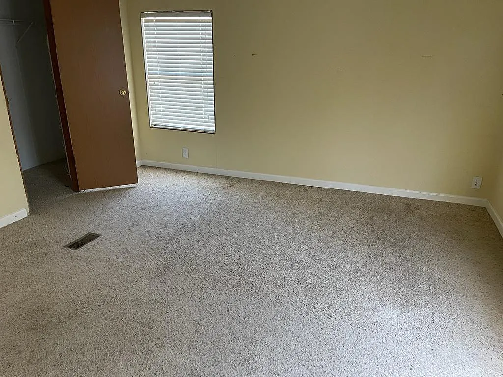 3 bed, 1456 sqft, $2,195 — Photo 4