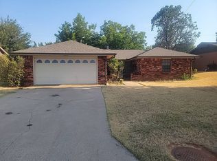 820 Standifer Rd, Elk City, OK 73644