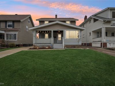 2083 Chesterland Ave, Lakewood, OH, 44107