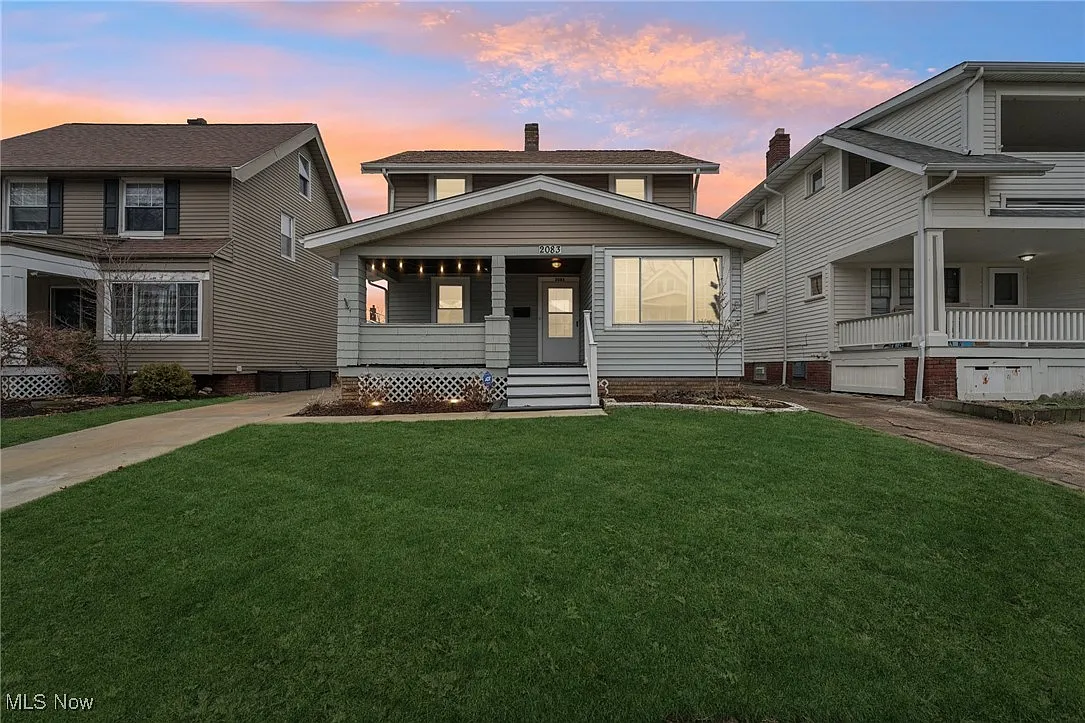 2083 Chesterland Ave photo 1