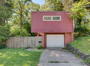 1636 26th Ave, Moline, IL 61265