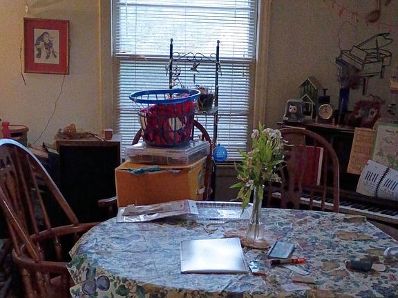 5th image of 421 Columbia Avenue