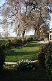 4th image of 55 Applewood Dr