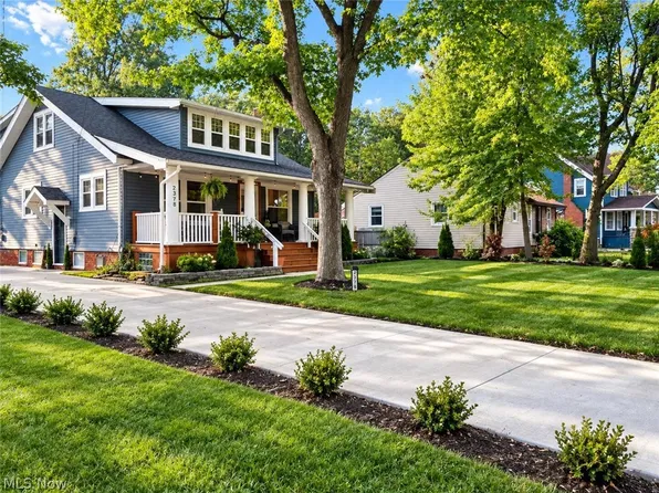 2378 Columbia Rd, Westlake, OH 44145