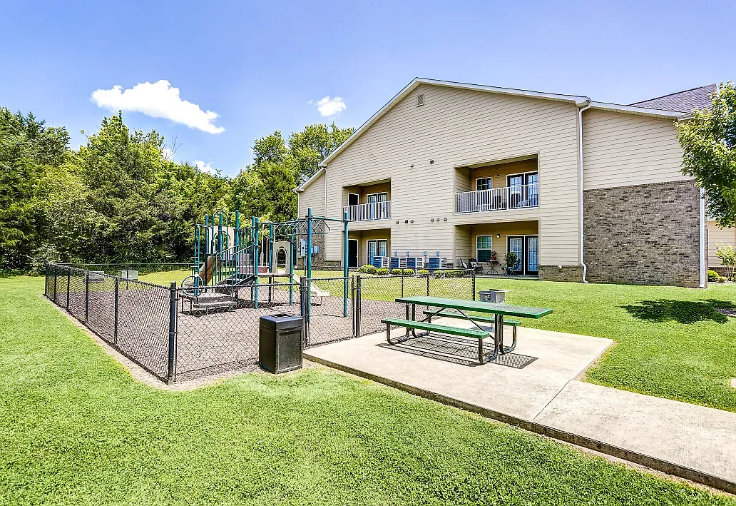 Elk Way Apartments — Photo 3
