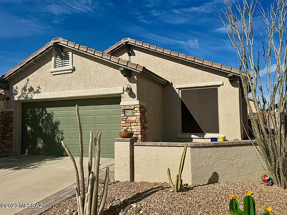 2nd image of 492 W Calle Media Luz