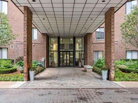 Claymoor Luxury Apartments