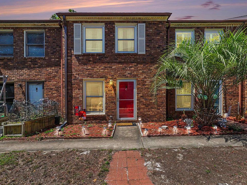 1st image of 1707 Edge Dr. #C