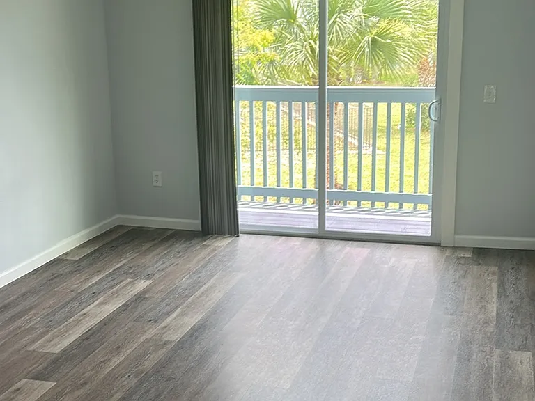 700 W Pope Rd — Photo 5