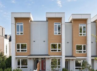 639 Aspen St #102, Coquitlam, BC V3J3W1