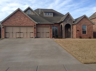 1731 Whippoorwill Ln, Bentonville, AR 72712