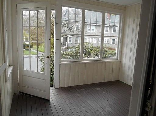 3rd image of 45 Bancroft Park