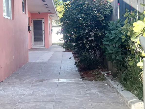 531 S C St APT 1, Lake Worth, FL 33460