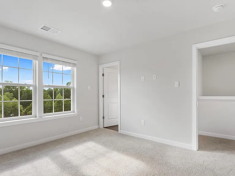16502 Green Glade Dr — Photo 24