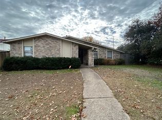 11762 Kilkirk Ln, Dallas, TX 75228