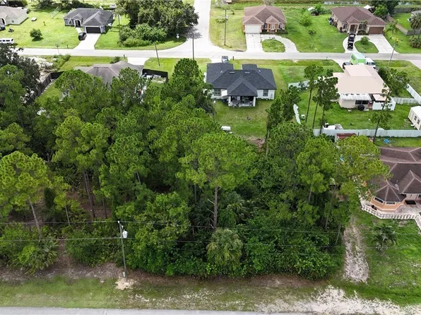 3811 18th St W, Lehigh Acres, FL 33971