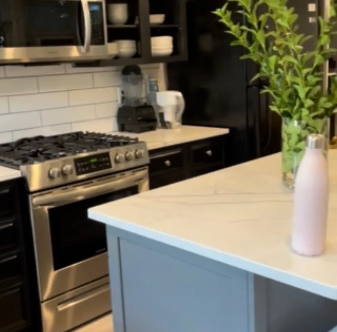 2 bed, $3,995 — Photo 1