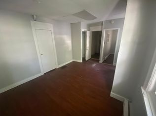 314 E Locust St #3, Bloomington, IL 61701