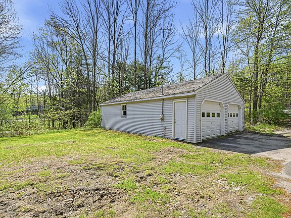 4th image of 247 Dinsmore Road