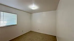 325 W Pierce St #2 — Photo 5