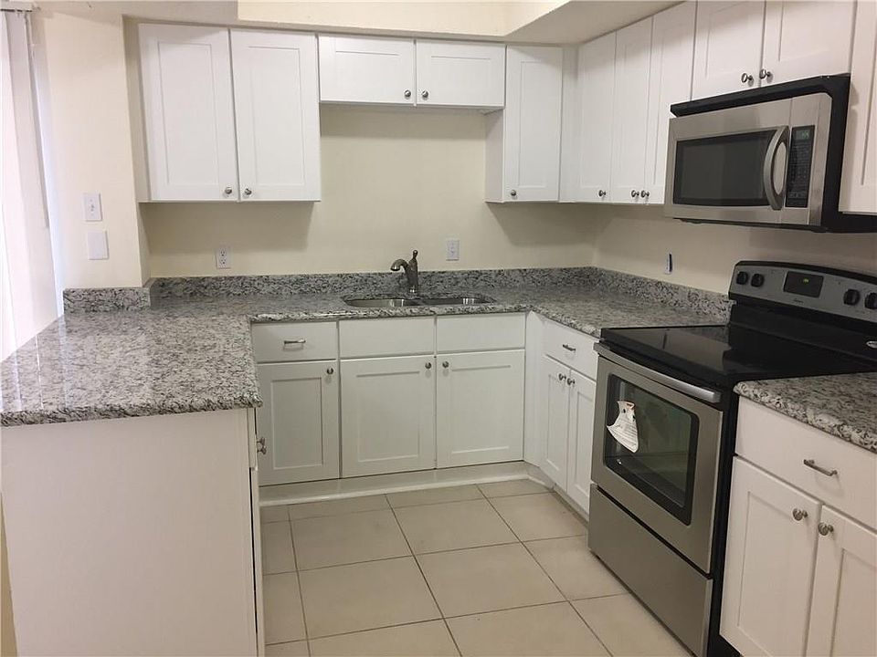 1st image of 2246 Irwin St #1111
