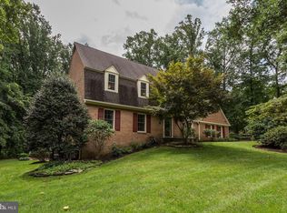 27 Belleview Dr, Severna Park, MD