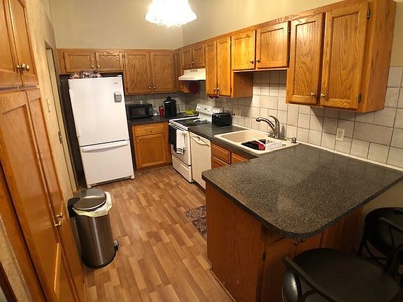 4th image of 359 Upper Wood Way