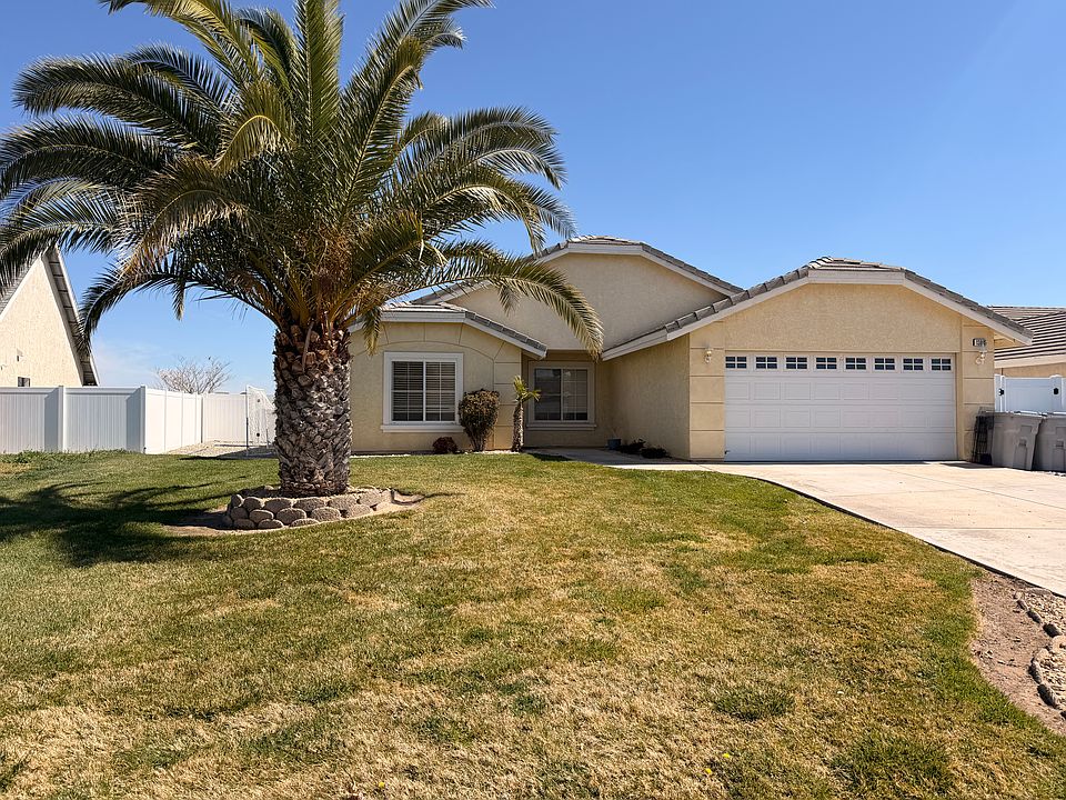 1st image of 13805 Driftwood Dr