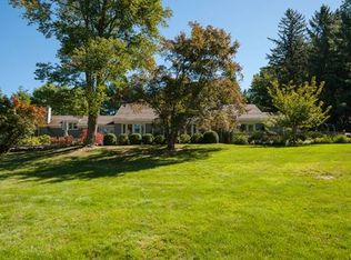 19 Taylor Rd, Mount Kisco, NY 10549