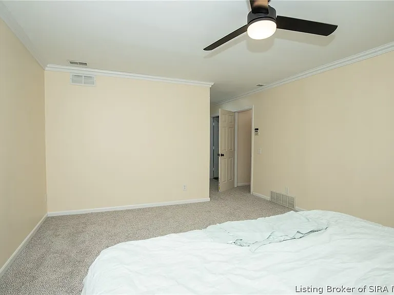 2413 Saint Andrews Rd — Photo 29